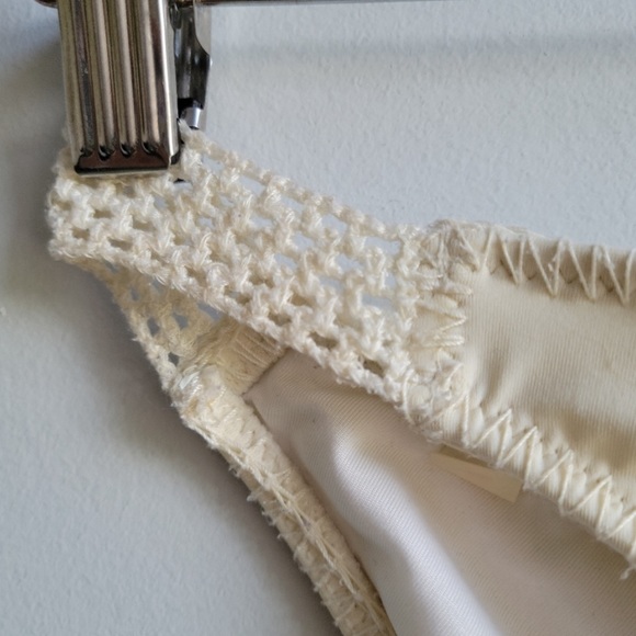 Victorias Secret Cream White Cheeky Bikini Bottoms - Picture 4 of 6